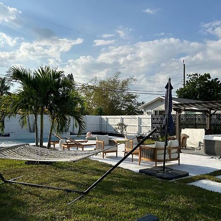 Jungle Cottage With Luxury Pool, Hot Tub And More! Lake Worth Beach Eksteriør billede