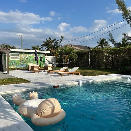 Jungle Cottage With Luxury Pool, Hot Tub And More! Lake Worth Beach Eksteriør billede
