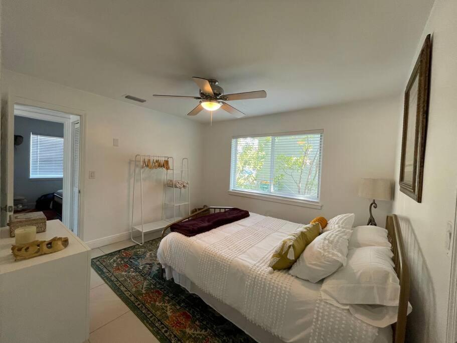Jungle Cottage With Luxury Pool, Hot Tub And More! Lake Worth Beach Eksteriør billede