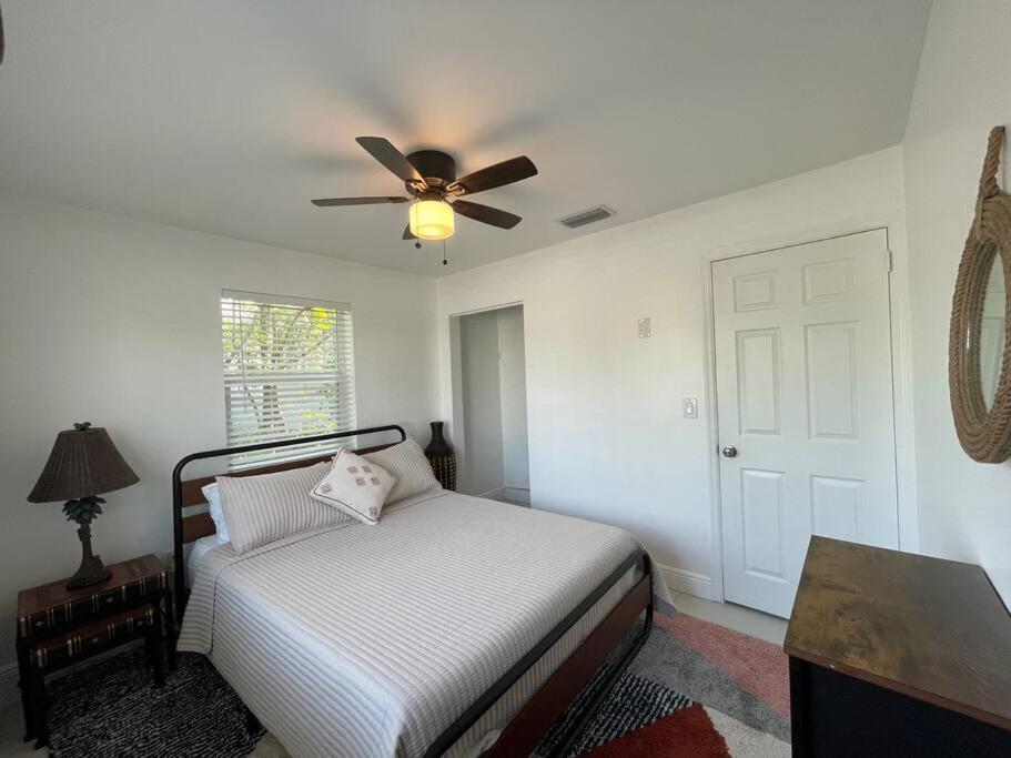 Jungle Cottage With Luxury Pool, Hot Tub And More! Lake Worth Beach Eksteriør billede
