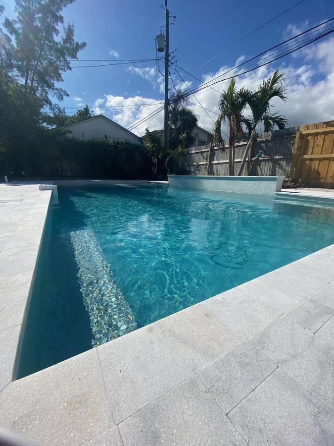 Jungle Cottage With Luxury Pool, Hot Tub And More! Lake Worth Beach Eksteriør billede